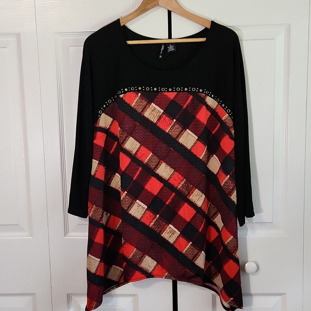 New Directions Womens Black Plaid Blouse Size 1X Shark Bite Grommets Art To Wear
